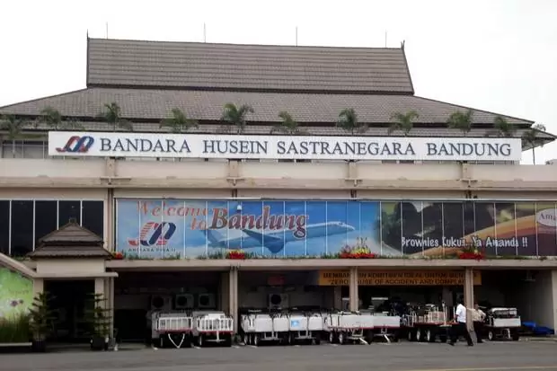 Jadwal Pesawat Bandung Surabaya