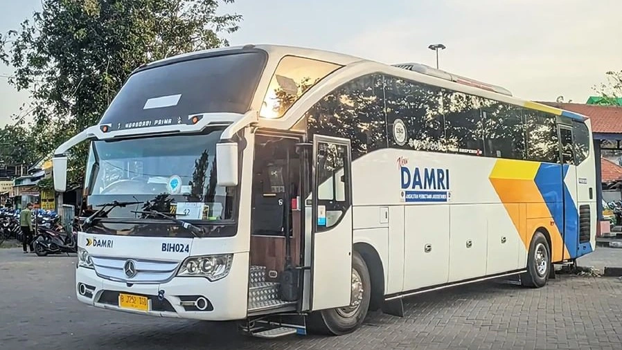 Unit Bus Damri (Sumber: @damriindonesia on Instagram)