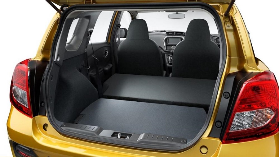Interior Datsun Cross 3 (sumber - Mobilmo)